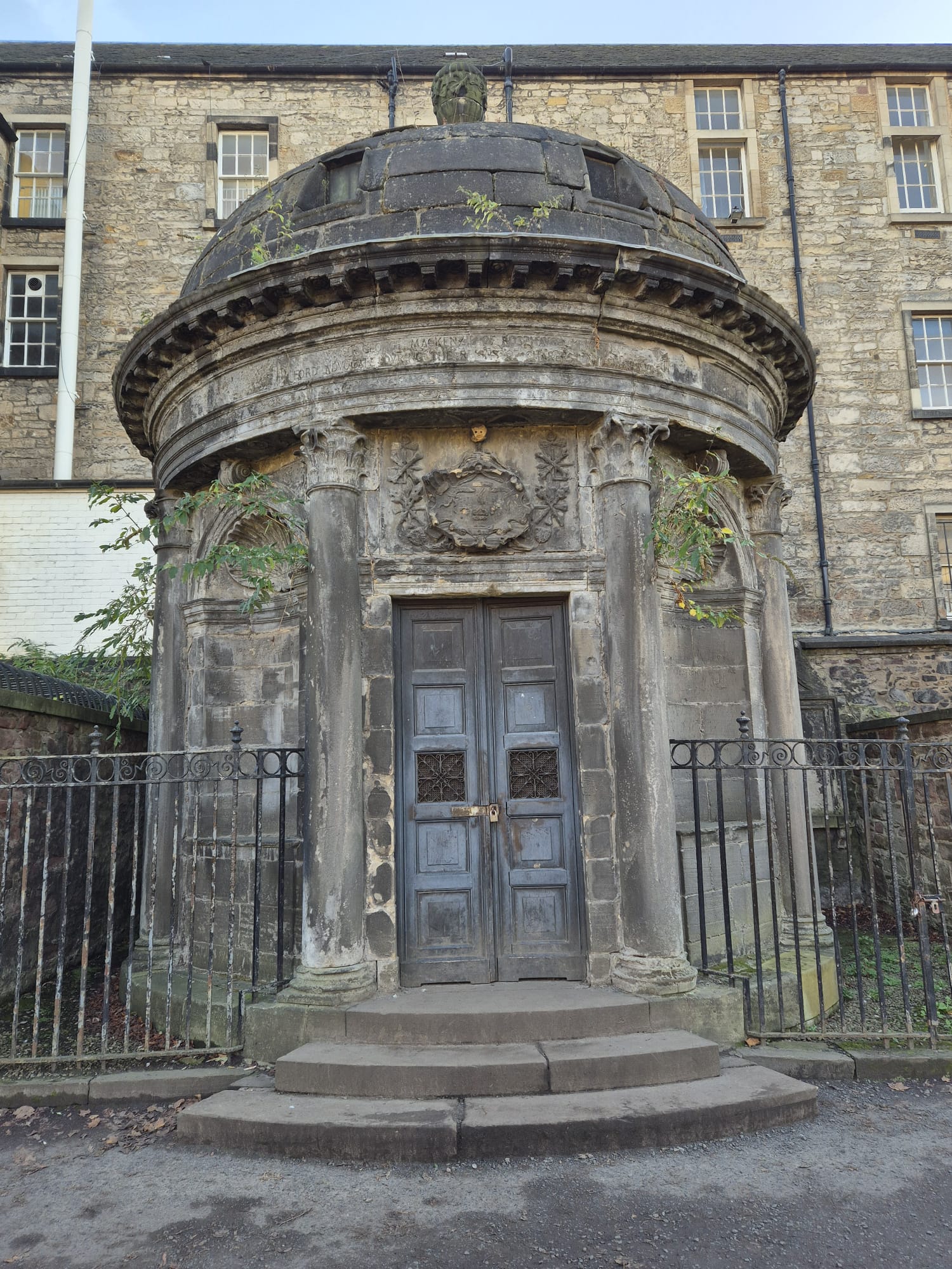 Bloody Mackenzie's Mausoleum